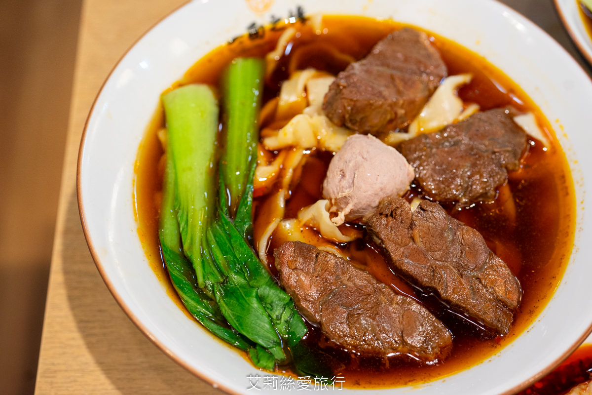 蘆洲美食 一面之緣-襄楚麵食館 道地酸辣粉 牛肉麵 武漢熱乾麵 口水雞 近蘆洲夜市 捷運三民高中站