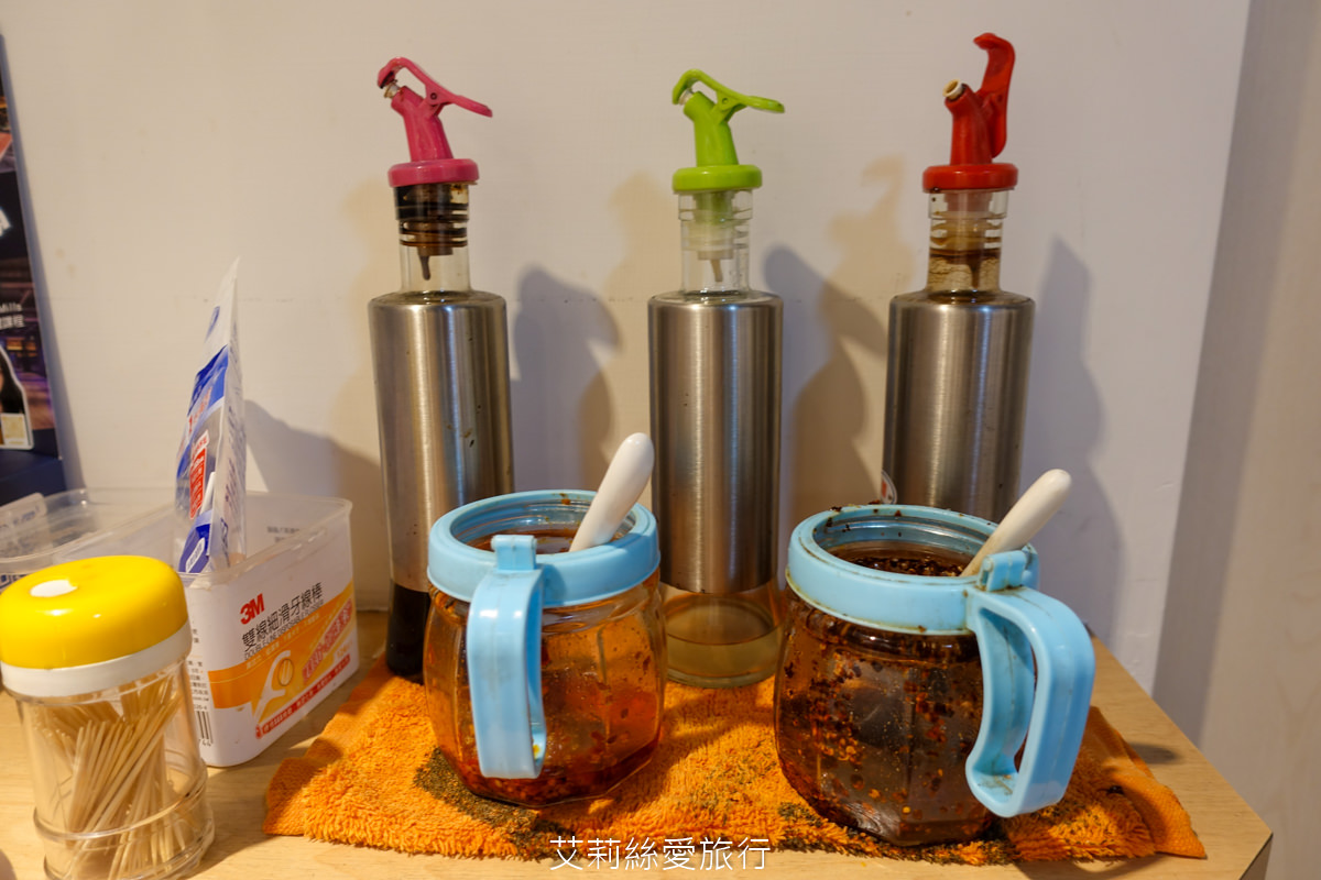 蘆洲美食 一面之緣-襄楚麵食館 道地酸辣粉 牛肉麵 武漢熱乾麵 口水雞 近蘆洲夜市 捷運三民高中站