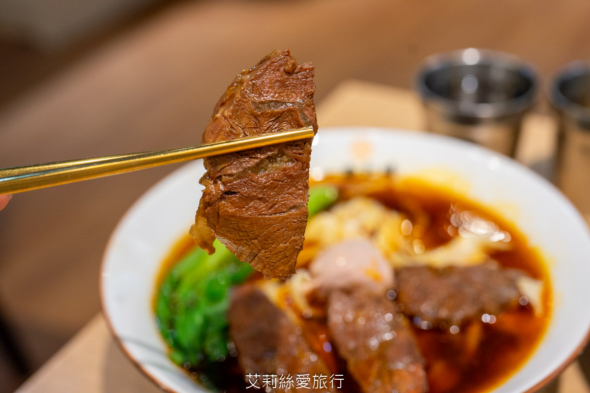 蘆洲美食 一面之緣-襄楚麵食館 道地酸辣粉 牛肉麵 武漢熱乾麵 口水雞 近蘆洲夜市 捷運三民高中站