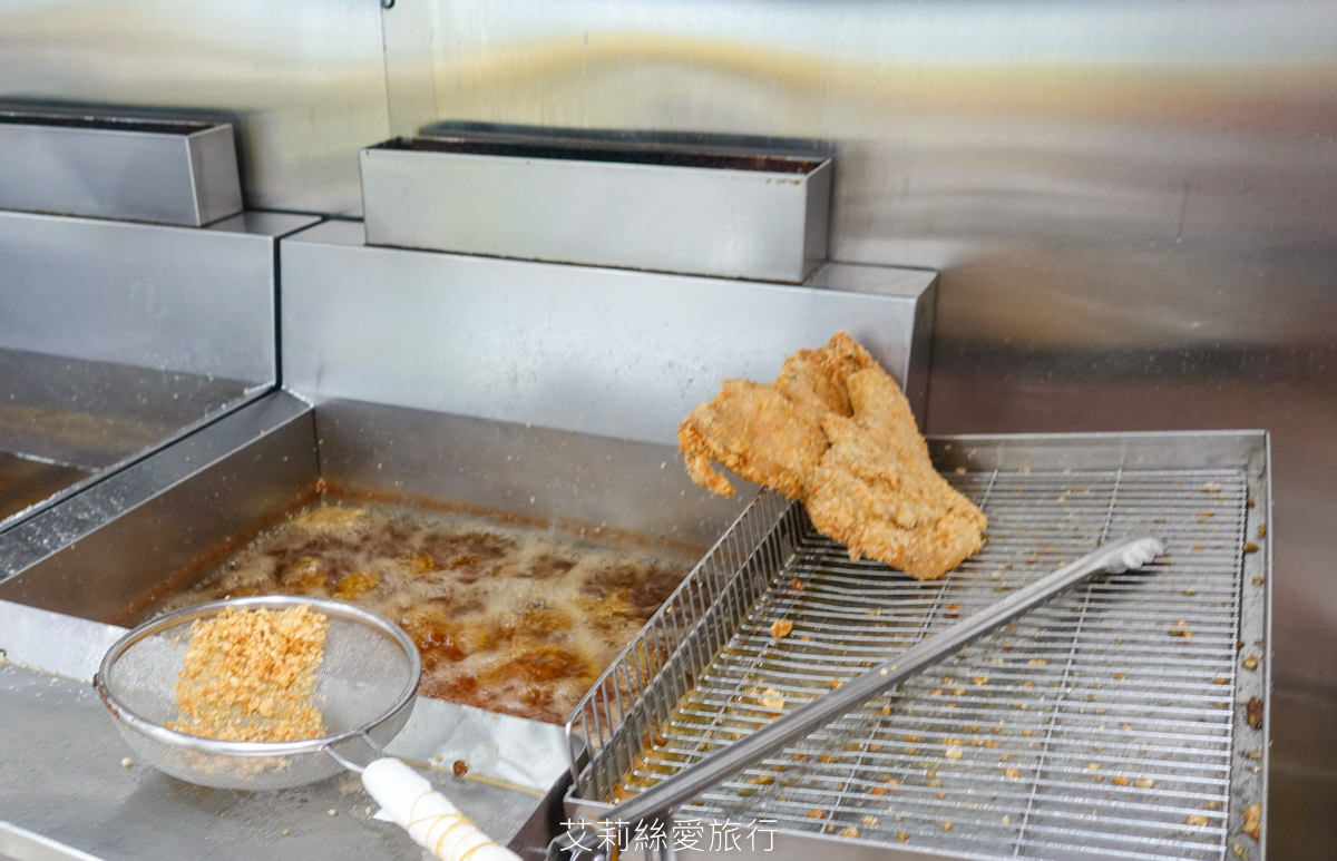 台北橋站三重美食 在地人從小吃到大 三重牛乳大王 木瓜牛奶配雞排原來這麼搭 (最新價格和菜單)