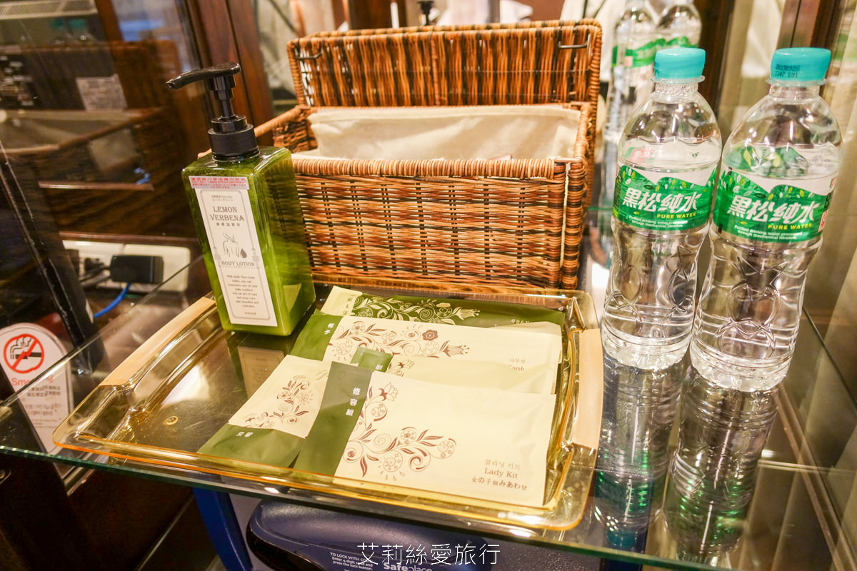 礁溪親子景點 礁溪泡湯溫泉spa 住宿玩5層樓高旋轉滑水道水樂園 中冠礁溪大飯店 房客不限時不限次免費玩 免費停車