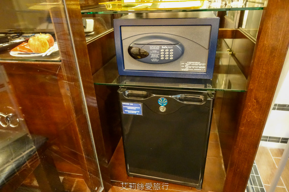 礁溪親子景點 礁溪泡湯溫泉spa 住宿玩5層樓高旋轉滑水道水樂園 中冠礁溪大飯店 房客不限時不限次免費玩 免費停車