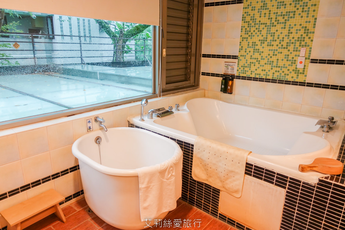 礁溪親子景點 礁溪泡湯溫泉spa 住宿玩5層樓高旋轉滑水道水樂園 中冠礁溪大飯店 房客不限時不限次免費玩 免費停車