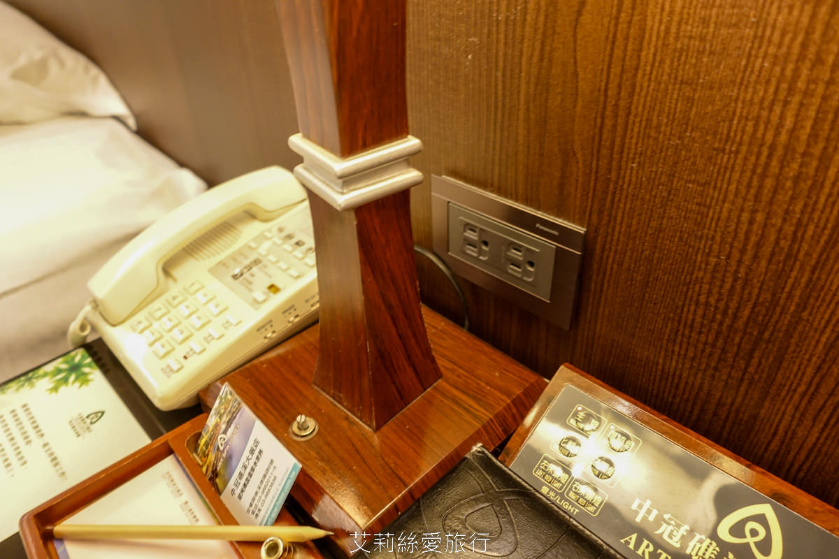 礁溪親子景點 礁溪泡湯溫泉spa 住宿玩5層樓高旋轉滑水道水樂園 中冠礁溪大飯店 房客不限時不限次免費玩 免費停車