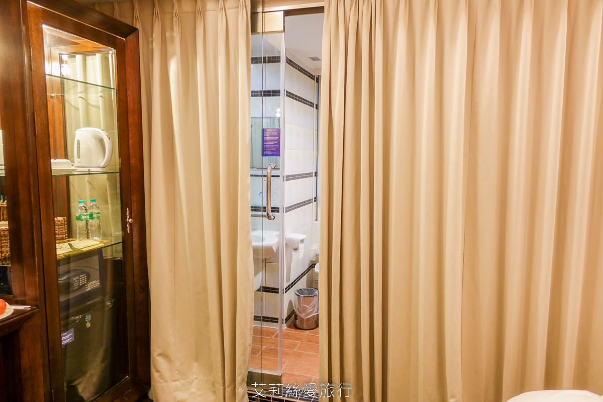 礁溪親子景點 礁溪泡湯溫泉spa 住宿玩5層樓高旋轉滑水道水樂園 中冠礁溪大飯店 房客不限時不限次免費玩 免費停車