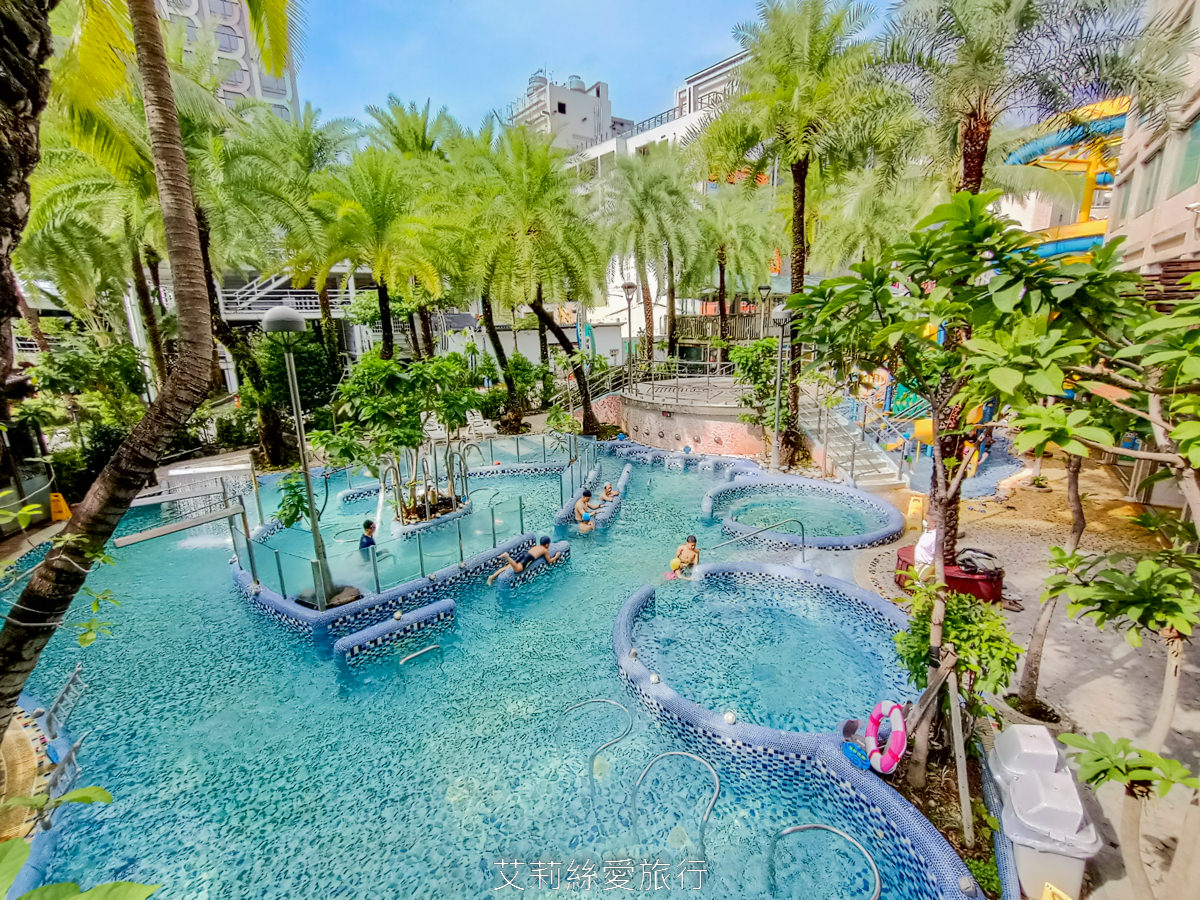 礁溪親子景點 礁溪泡湯溫泉spa 住宿玩5層樓高旋轉滑水道水樂園 中冠礁溪大飯店 房客不限時不限次免費玩 免費停車