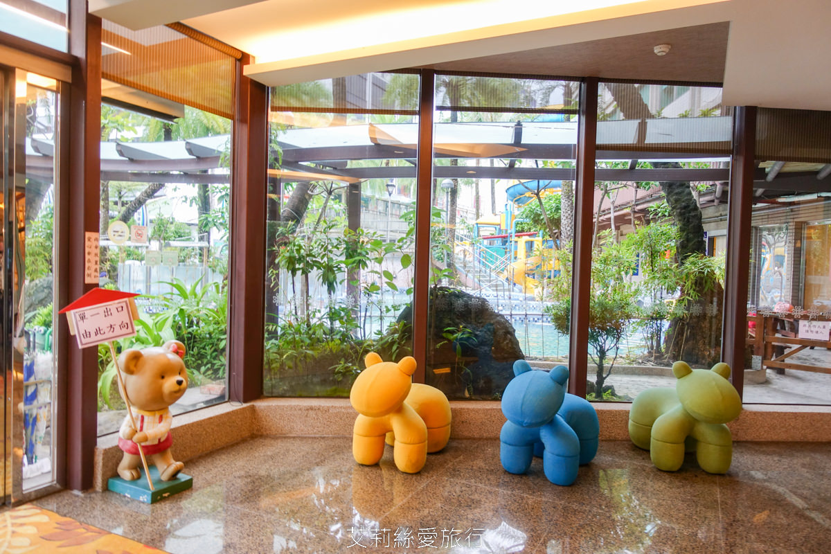 礁溪親子景點 礁溪泡湯溫泉spa 住宿玩5層樓高旋轉滑水道水樂園 中冠礁溪大飯店 房客不限時不限次免費玩 免費停車