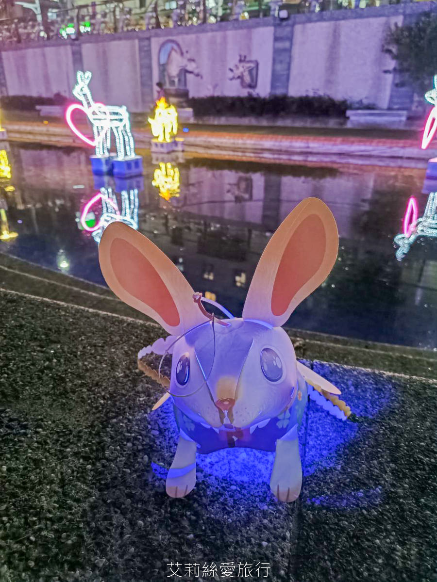 2023新莊中港大排 EyE 在中港睛彩光雕秀 情人浪漫約會 親子散步賞毛蟹、可愛青蛙 新莊幸福站