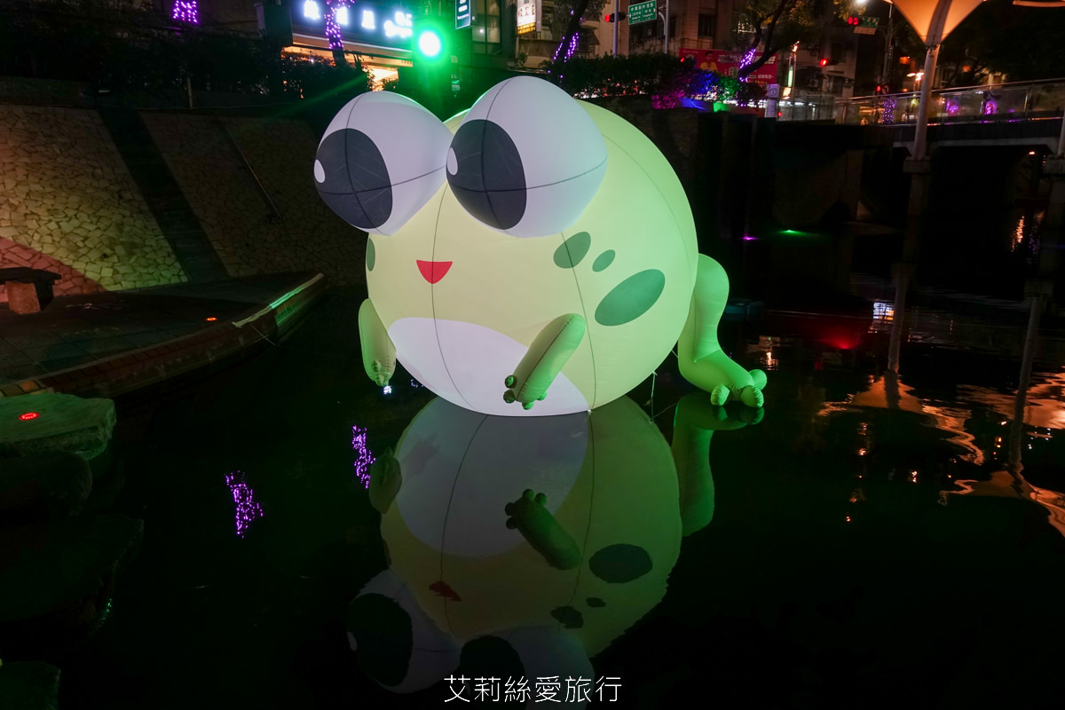2023新莊中港大排 EyE 在中港睛彩光雕秀 情人浪漫約會 親子散步賞毛蟹、可愛青蛙 新莊幸福站