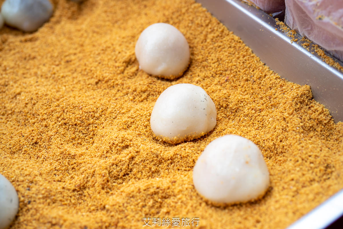 新北市三峽景點 三峽老街一日遊 必買必吃排隊美食 一顆只要10元 現點現包來來麻糬 4種口味 完全不黏牙 - 第13張圖 新北市三峽景點 三峽老街一日遊 必買必吃排隊美食 一顆只要10元 現點現包來來麻糬 4種口味 完全不黏牙