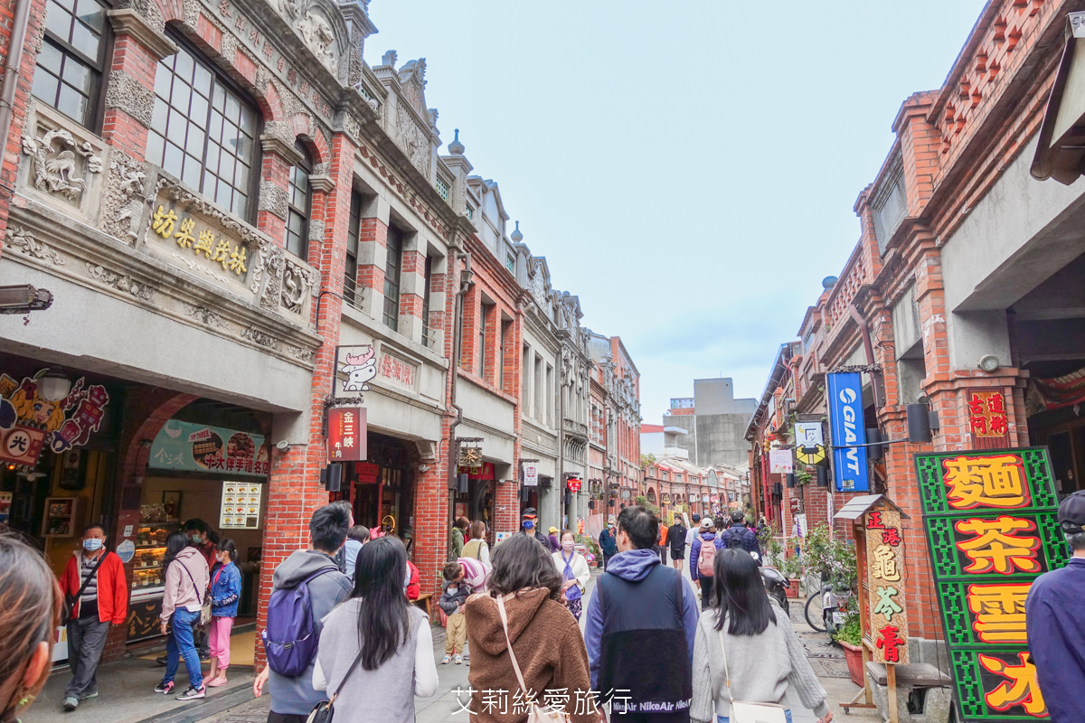 新北市三峽景點 三峽老街一日遊 必買必吃排隊美食 一顆只要10元 現點現包來來麻糬 4種口味 完全不黏牙 - 第2張圖 新北市三峽景點 三峽老街一日遊 必買必吃排隊美食 一顆只要10元 現點現包來來麻糬 4種口味 完全不黏牙