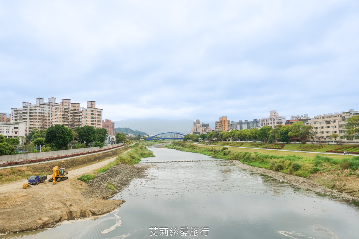 新北市三峽景點 三峽老街一日遊 必買必吃排隊美食 一顆只要10元 現點現包來來麻糬 4種口味 完全不黏牙 - 第27張圖 新北市三峽景點 三峽老街一日遊 必買必吃排隊美食 一顆只要10元 現點現包來來麻糬 4種口味 完全不黏牙