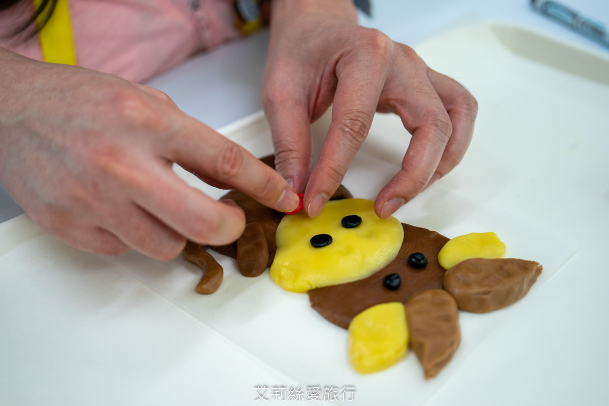新北住宿 新板傑仕堡有氧酒店 大片落地窗 浴缸泡澡好放鬆 日式景觀湯屋房客免費使用 步行到新北耶誕城