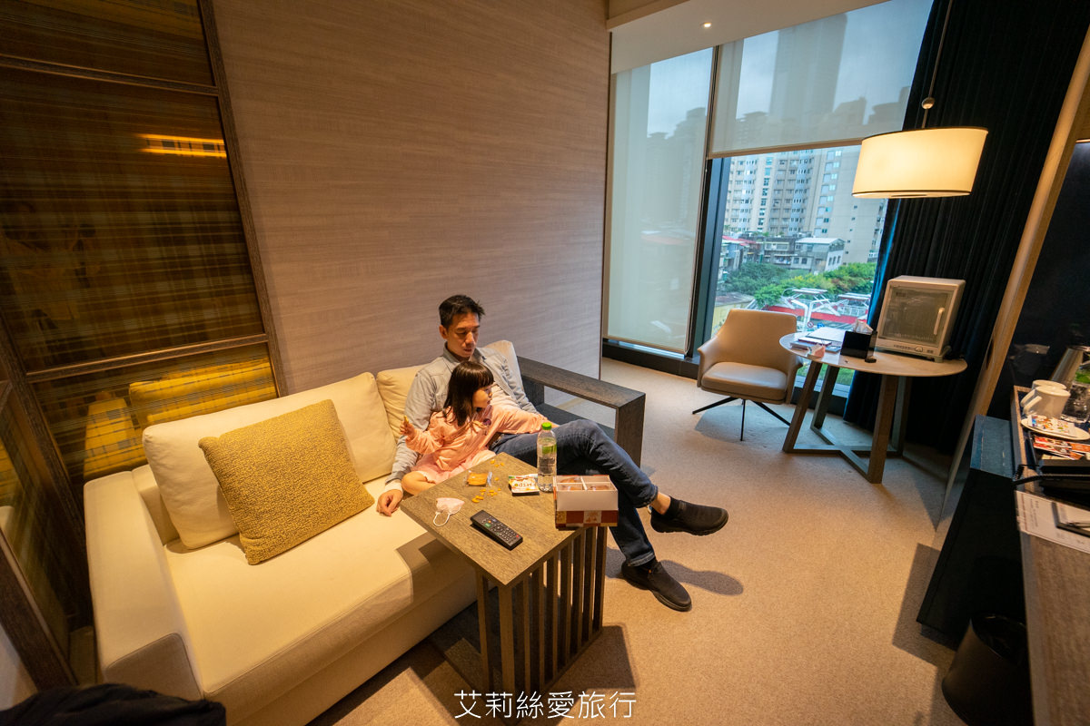 新北住宿 新板傑仕堡有氧酒店 大片落地窗 浴缸泡澡好放鬆 日式景觀湯屋房客免費使用 步行到新北耶誕城 - 第22張圖 新北住宿 新板傑仕堡有氧酒店 大片落地窗 浴缸泡澡好放鬆 日式景觀湯屋房客免費使用 步行到新北耶誕城