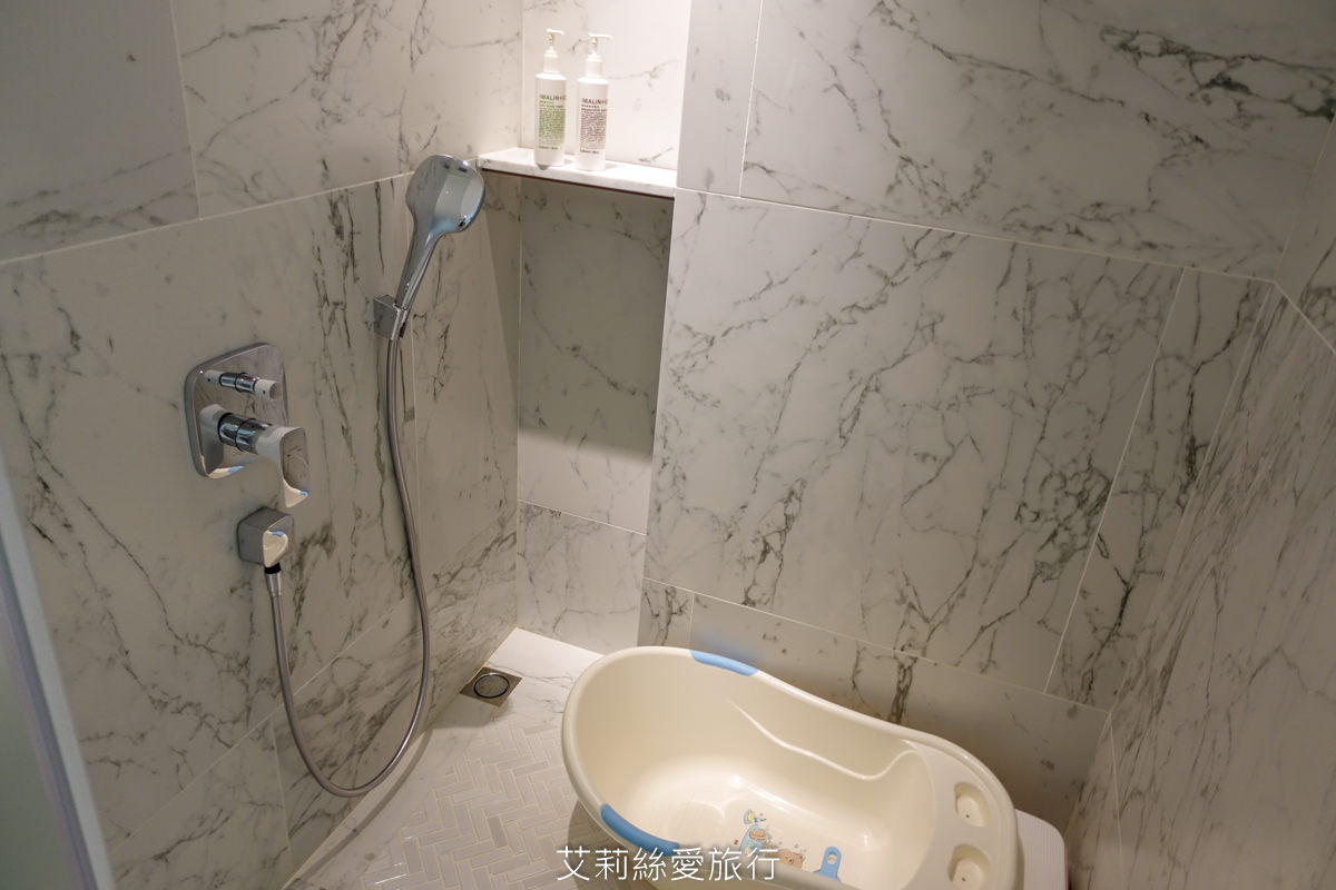 新北住宿 新板傑仕堡有氧酒店 大片落地窗 浴缸泡澡好放鬆 日式景觀湯屋房客免費使用 步行到新北耶誕城 - 第49張圖 新北住宿 新板傑仕堡有氧酒店 大片落地窗 浴缸泡澡好放鬆 日式景觀湯屋房客免費使用 步行到新北耶誕城