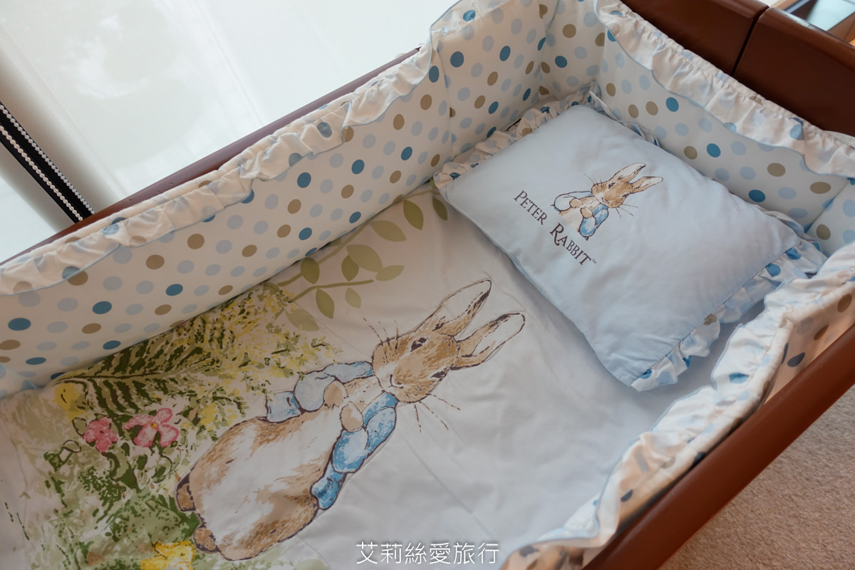 新北住宿 新板傑仕堡有氧酒店 大片落地窗 浴缸泡澡好放鬆 日式景觀湯屋房客免費使用 步行到新北耶誕城