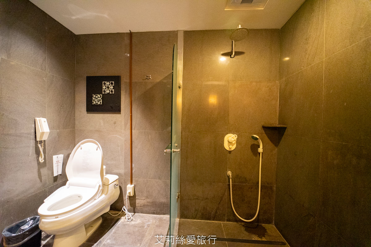 北投住宿》遠離城囂吸收芬多精 上山泡湯好放鬆 室內湯屋日式料理 北投春天酒店