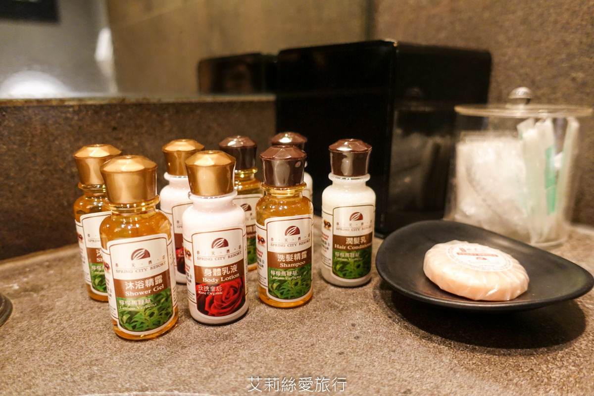 北投住宿》遠離城囂吸收芬多精 上山泡湯好放鬆 室內湯屋日式料理 北投春天酒店