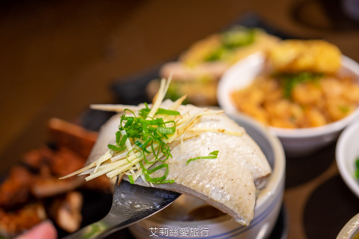 大同區美食 北門 蝦仁飯·煲湯 8小時古法製作蝦仁飯 必喝鮮甜虱目魚肚蛤蠣湯 古早味炸排骨 捷運北門站 非凡大探索 - 第25張圖 大同區美食 北門 蝦仁飯·煲湯 8小時古法製作蝦仁飯 必喝鮮甜虱目魚肚蛤蠣湯 古早味炸排骨 捷運北門站 非凡大探索