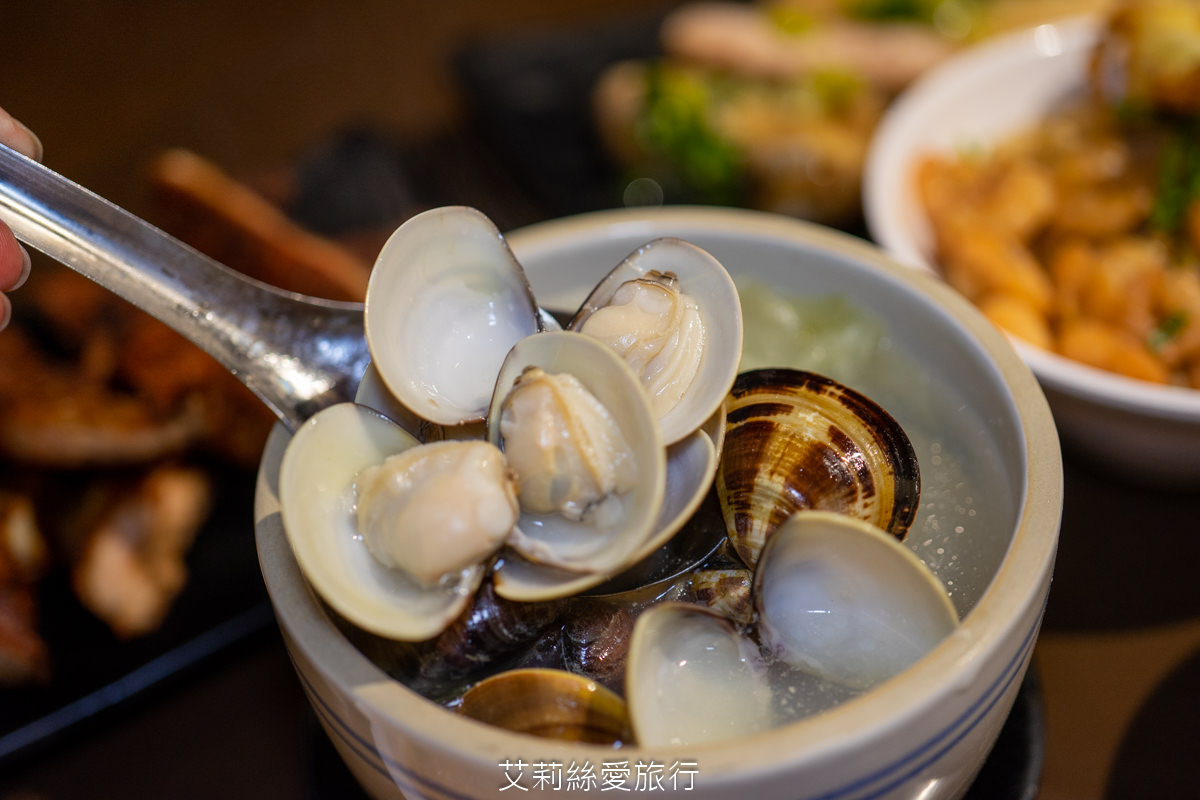 大同區美食 北門 蝦仁飯·煲湯 8小時古法製作蝦仁飯 必喝鮮甜虱目魚肚蛤蠣湯 古早味炸排骨 捷運北門站 非凡大探索 - 第26張圖 大同區美食 北門 蝦仁飯·煲湯 8小時古法製作蝦仁飯 必喝鮮甜虱目魚肚蛤蠣湯 古早味炸排骨 捷運北門站 非凡大探索