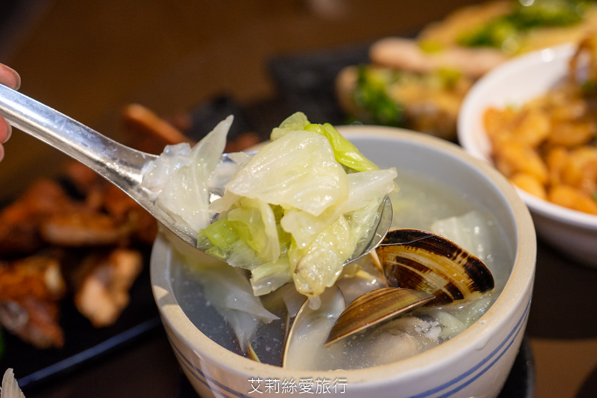 大同區美食 北門 蝦仁飯·煲湯 8小時古法製作蝦仁飯 必喝鮮甜虱目魚肚蛤蠣湯 古早味炸排骨 捷運北門站 非凡大探索 - 第27張圖 大同區美食 北門 蝦仁飯·煲湯 8小時古法製作蝦仁飯 必喝鮮甜虱目魚肚蛤蠣湯 古早味炸排骨 捷運北門站 非凡大探索