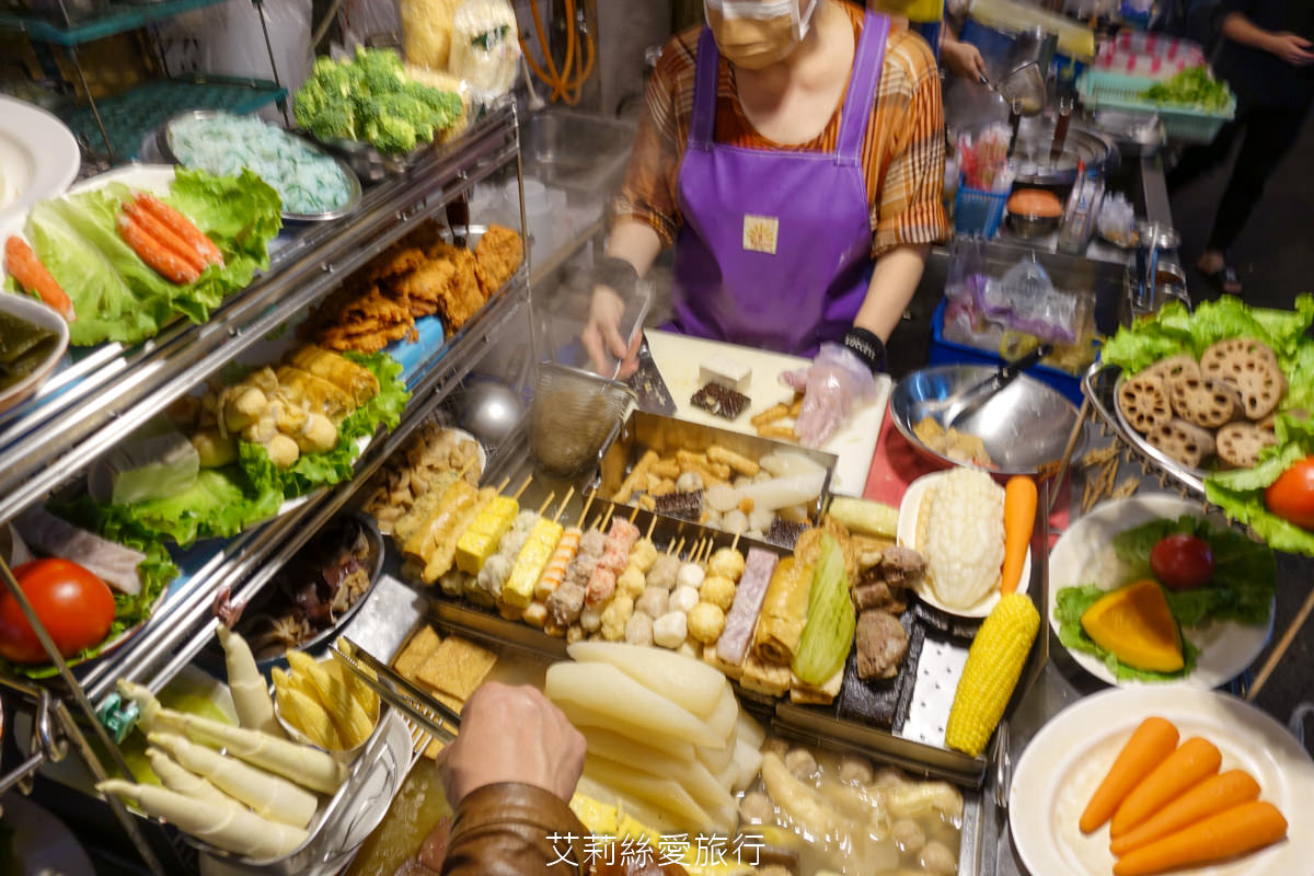 台北必玩景點 2023通化夜市(臨江夜市)美食懶人包 30間美食還有米其林推介 上海生煎包 紅花麻辣鹽水雞 梁記滷味 雅口臭豆腐 捷運信義安和站 - 第20張圖 台北必玩景點 2023通化夜市(臨江夜市)美食懶人包 30間美食還有米其林推介 上海生煎包 紅花麻辣鹽水雞 梁記滷味 雅口臭豆腐 捷運信義安和站