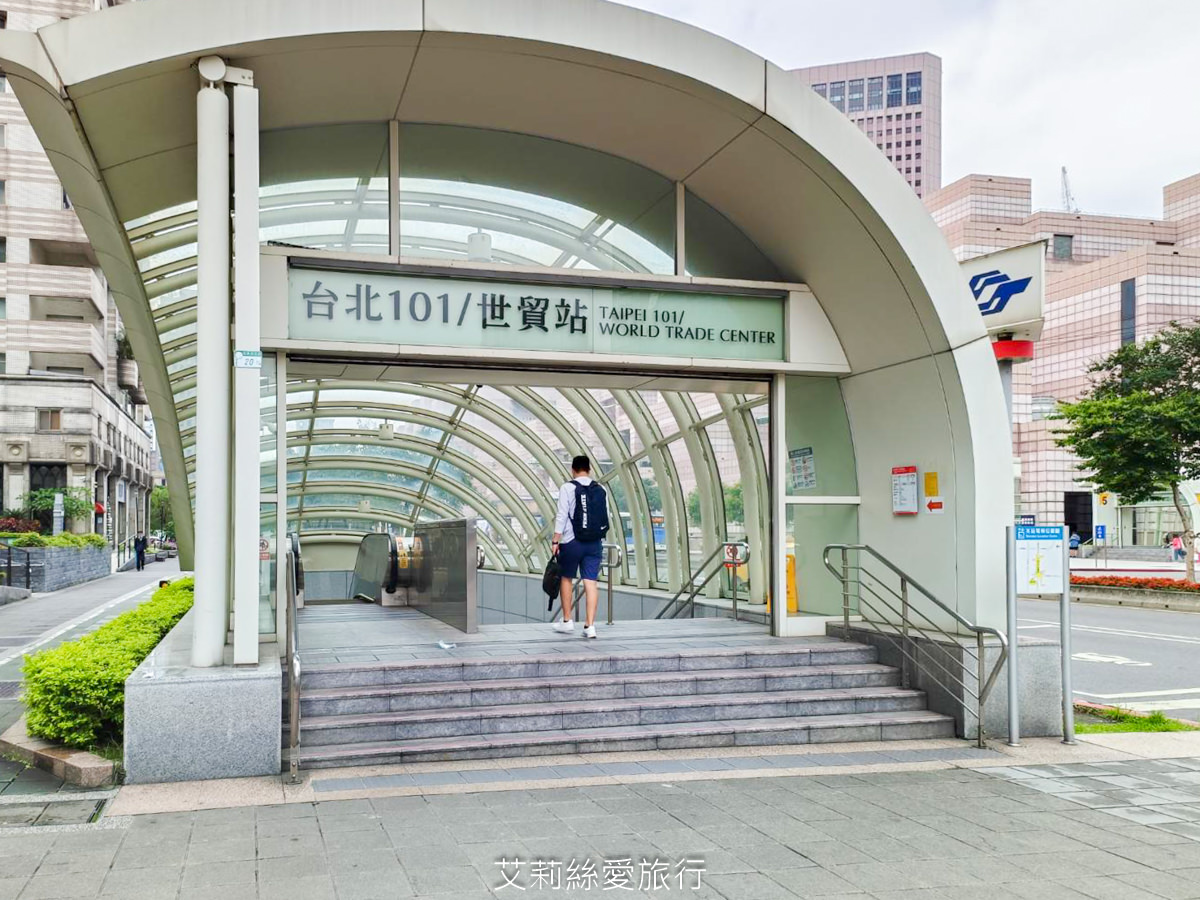 信義區美食 吳興市場內 品臻黃金脆皮燒肉 脆香嫩酥獨門醬汁 金黃酥脆好吃不油不死鹹 吳興商圈內 可宅配到府