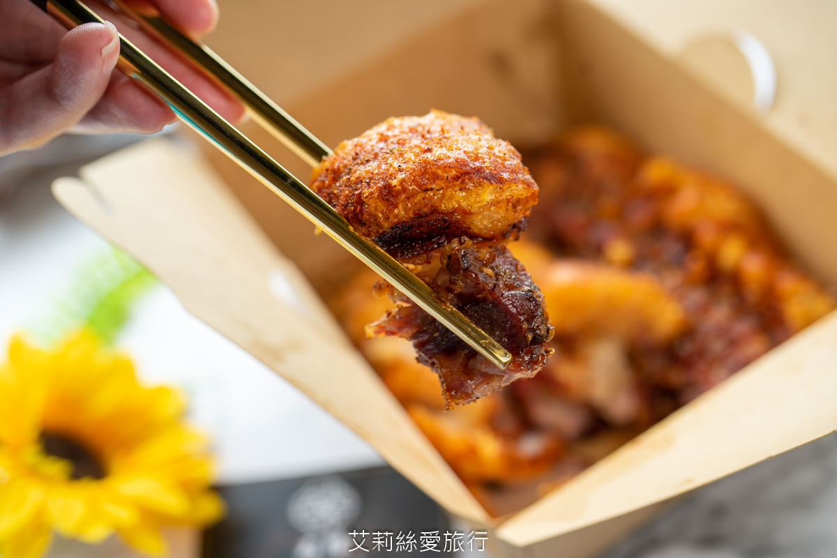 信義區美食 吳興市場內 品臻黃金脆皮燒肉 脆香嫩酥獨門醬汁 金黃酥脆好吃不油不死鹹 吳興商圈內 可宅配到府