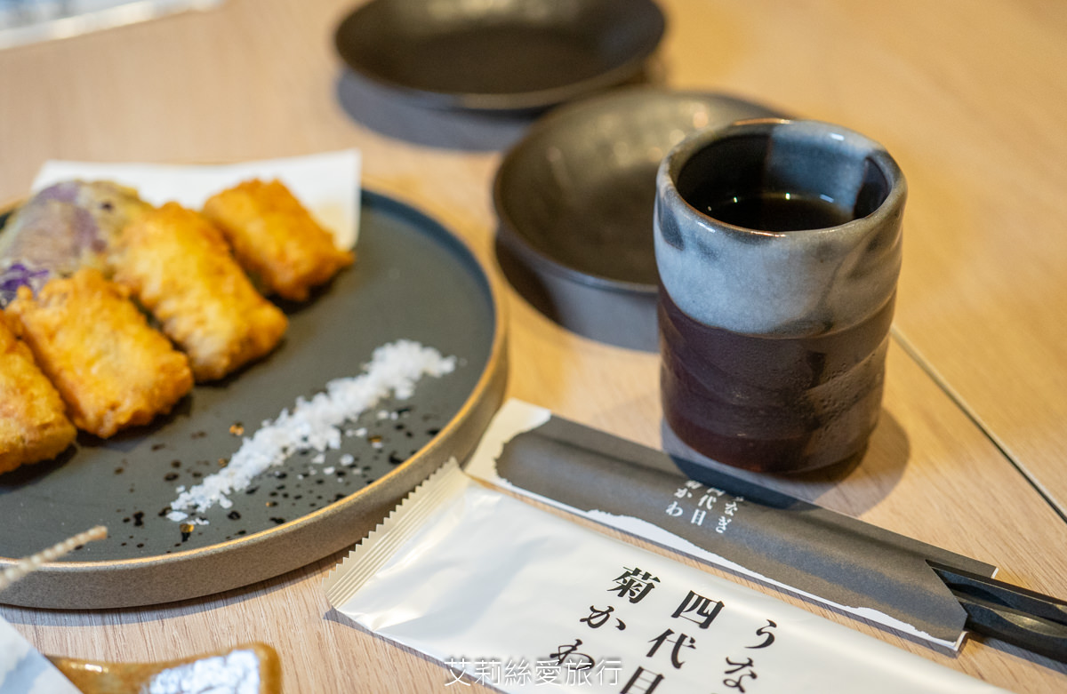 台北中山區美食 四代目菊川 うなぎ四代目菊かわ 來自名古屋超過90年的現烤鰻魚飯 真功夫備長炭烘烤鎖住鮮甜和香氣 捷運松江南京站步行就到