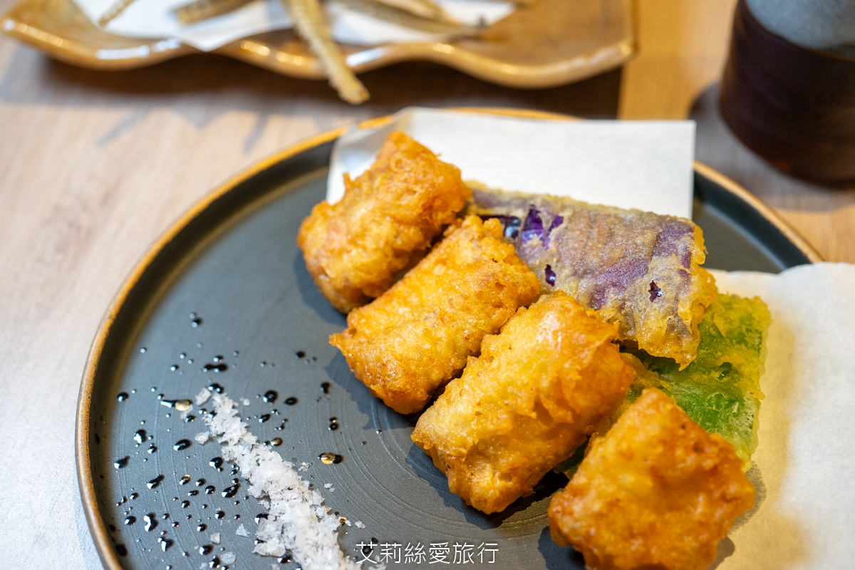 台北中山區美食 四代目菊川 うなぎ四代目菊かわ 來自名古屋超過90年的現烤鰻魚飯 真功夫備長炭烘烤鎖住鮮甜和香氣 捷運松江南京站步行就到
