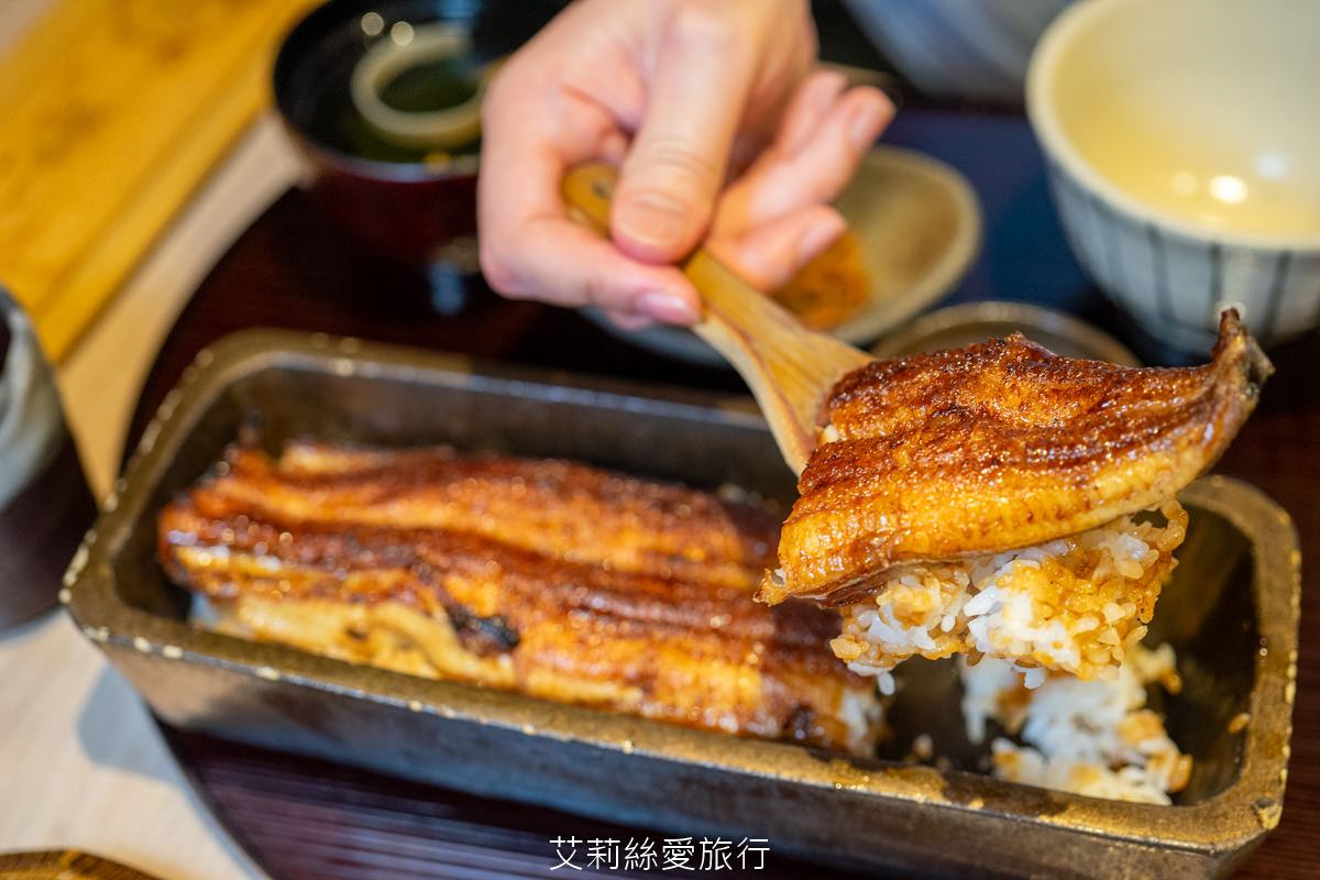 台北中山區美食 四代目菊川 うなぎ四代目菊かわ 來自名古屋超過90年的現烤鰻魚飯 真功夫備長炭烘烤鎖住鮮甜和香氣 捷運松江南京站步行就到