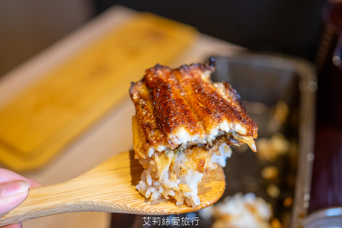 台北中山區美食 四代目菊川 うなぎ四代目菊かわ 來自名古屋超過90年的現烤鰻魚飯 真功夫備長炭烘烤鎖住鮮甜和香氣 捷運松江南京站步行就到