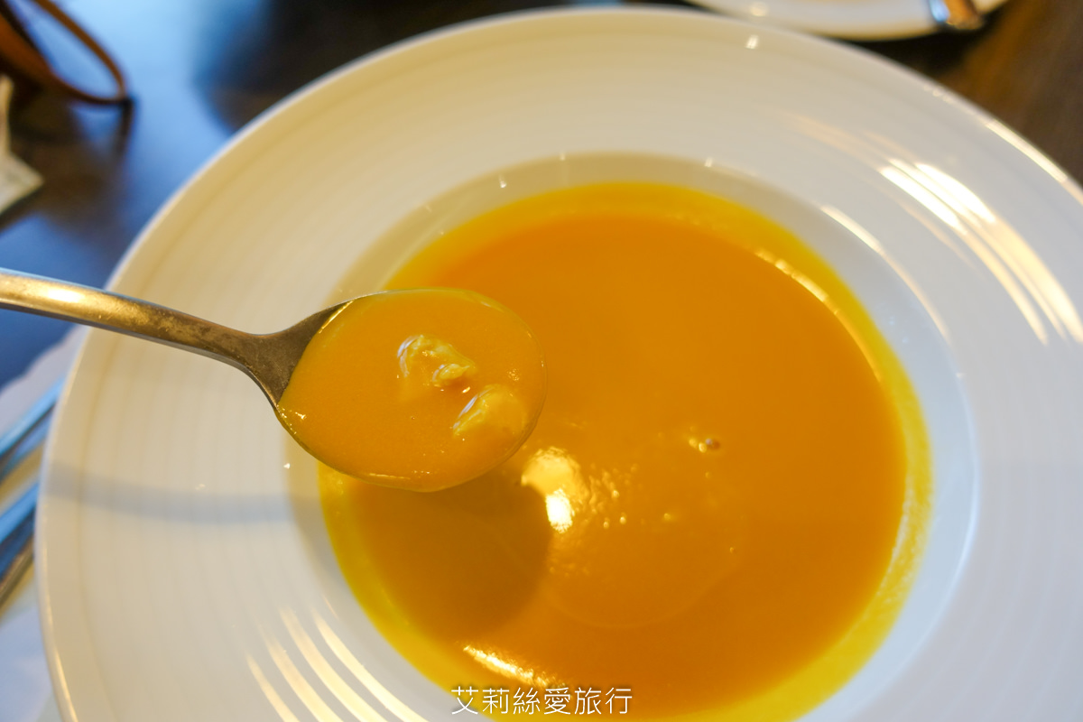 新北住宿》大暴龍三角龍和7米高大金剛！三峽大板根森林溫泉酒店期間限定特展