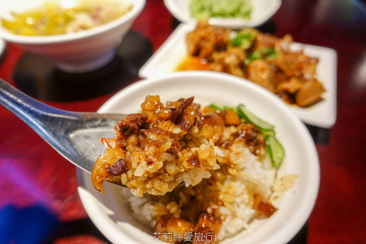 台北大同區美食 大稻埕魯肉飯 傳承60年巷子內經典美味 台北超人氣排隊魯肉飯 國宴指定國民小吃 - 第20張圖 台北大同區美食 大稻埕魯肉飯 傳承60年巷子內經典美味 台北超人氣排隊魯肉飯 國宴指定國民小吃