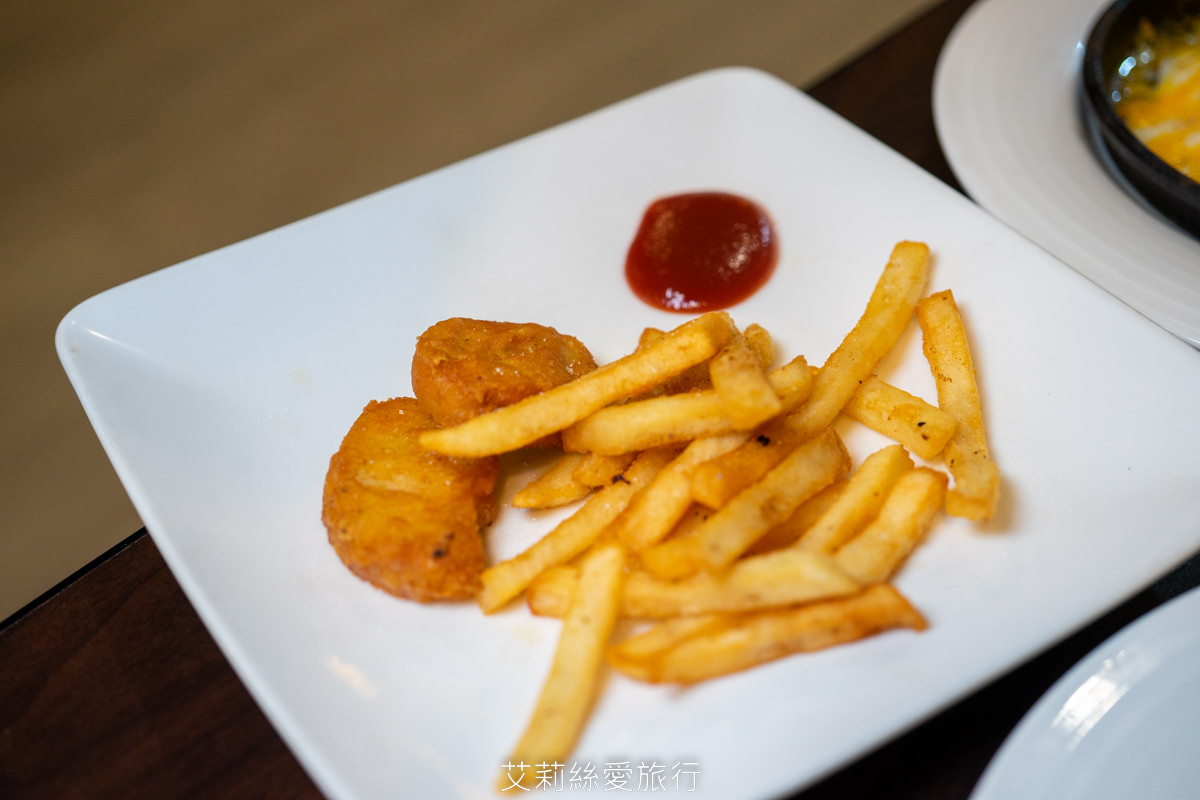 公館台大美食 學生優惠 YumYum 好吃好吃牛排館 學生平價吃到飽169元起免服務費享原肉牛排 再送自助吧吃到飽