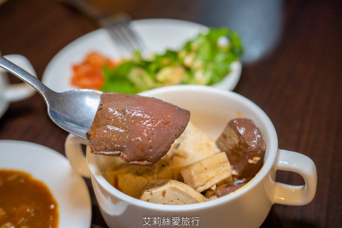 公館台大美食 學生優惠 YumYum 好吃好吃牛排館 學生平價吃到飽169元起免服務費享原肉牛排 再送自助吧吃到飽