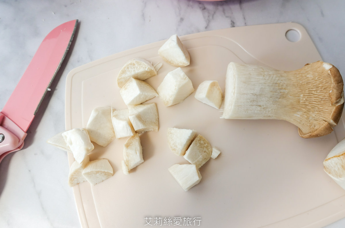 食譜》焗烤蕃茄肉醬杏鮑菇 簡單易學烤箱料理