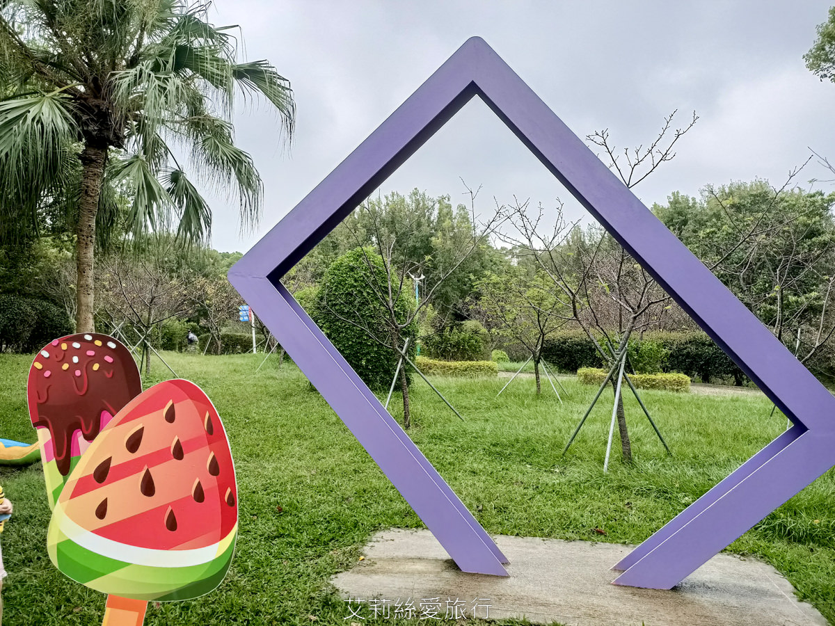 新竹親子景點 小叮噹科學主題樂園 美景賞櫻 拍美照 玩科學 夏季玩水樂園 全年都可玩滑雪道 超好玩! - 第8張圖 新竹親子景點 小叮噹科學主題樂園 美景賞櫻 拍美照 玩科學 夏季玩水樂園 全年都可玩滑雪道 超好玩!