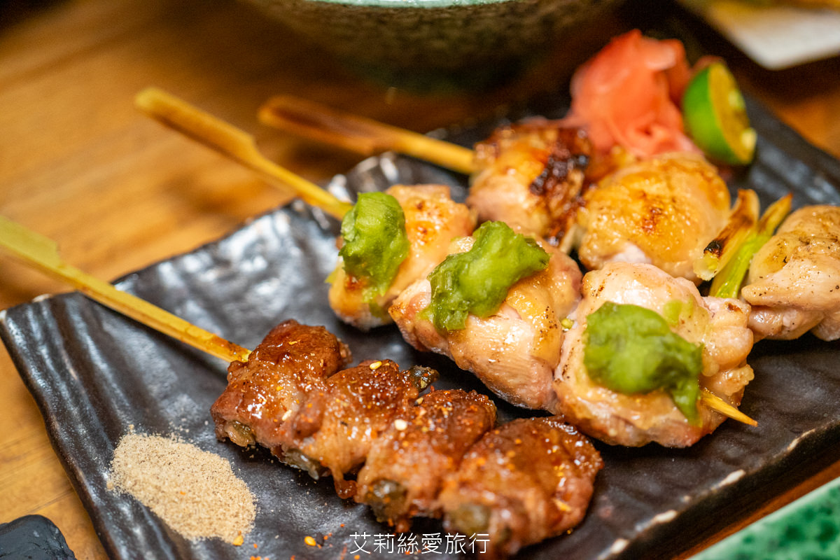 桃園排隊美食推薦！小料理食事処 嚴選食材基隆崁仔頂魚市新鮮直送 生魚片刺身 握壽司 炭火烤物 火鍋 熱炒 通通有！桃園車站美食