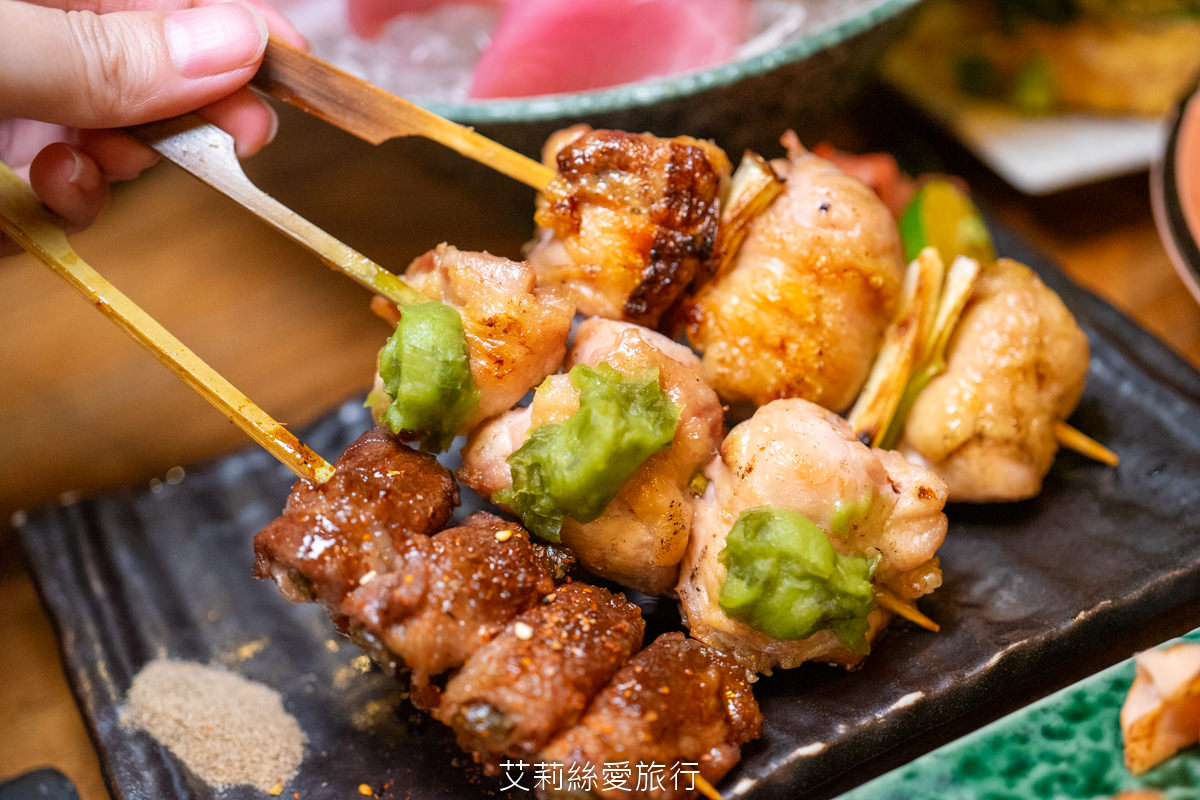 桃園排隊美食推薦！小料理食事処 嚴選食材基隆崁仔頂魚市新鮮直送 生魚片刺身 握壽司 炭火烤物 火鍋 熱炒 通通有！桃園車站美食