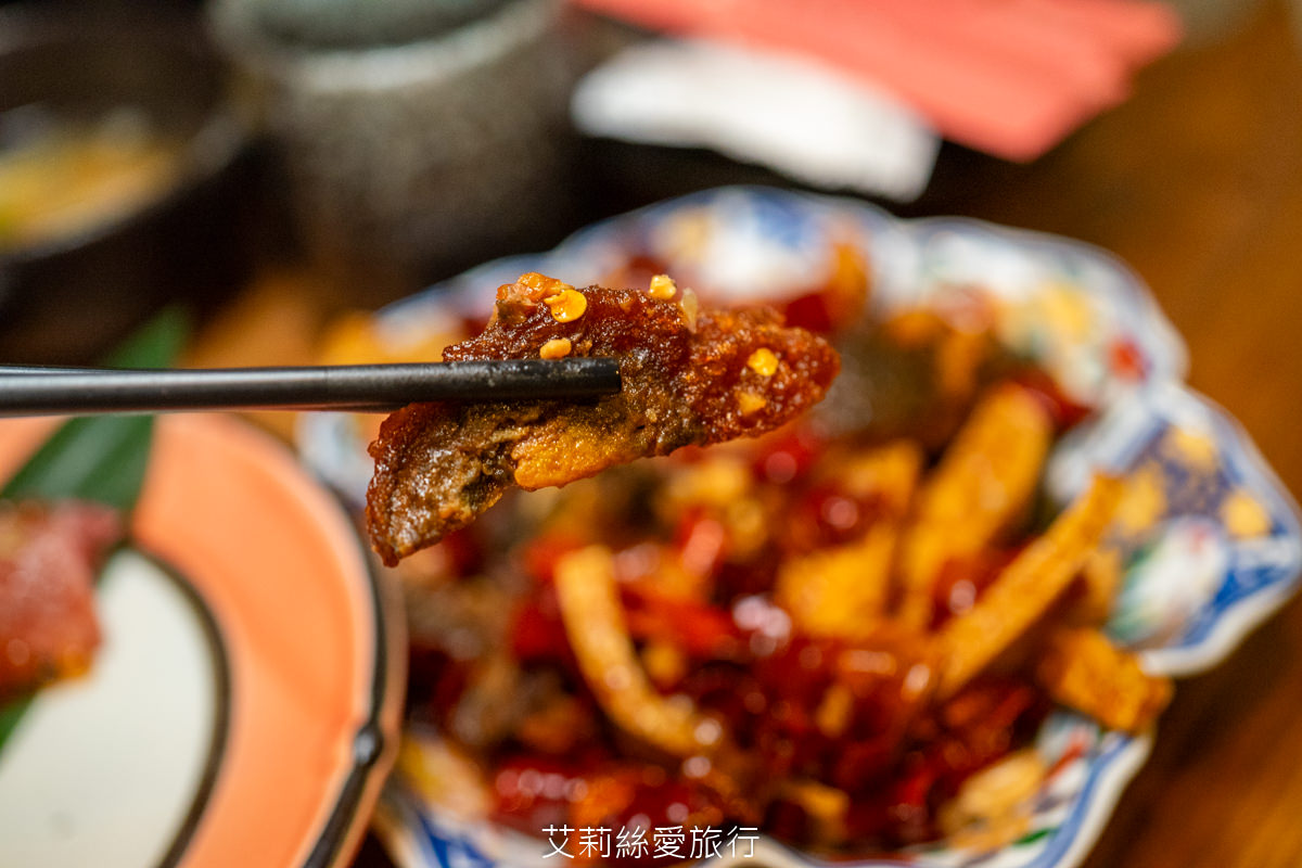 桃園排隊美食推薦！小料理食事処 嚴選食材基隆崁仔頂魚市新鮮直送 生魚片刺身 握壽司 炭火烤物 火鍋 熱炒 通通有！桃園車站美食