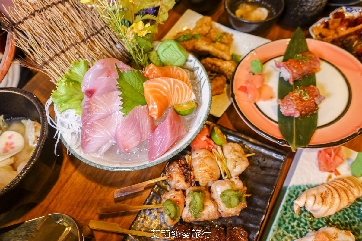 桃園排隊美食推薦！小料理食事処 嚴選食材基隆崁仔頂魚市新鮮直送 生魚片刺身 握壽司 炭火烤物 火鍋 熱炒 通通有！桃園車站美食