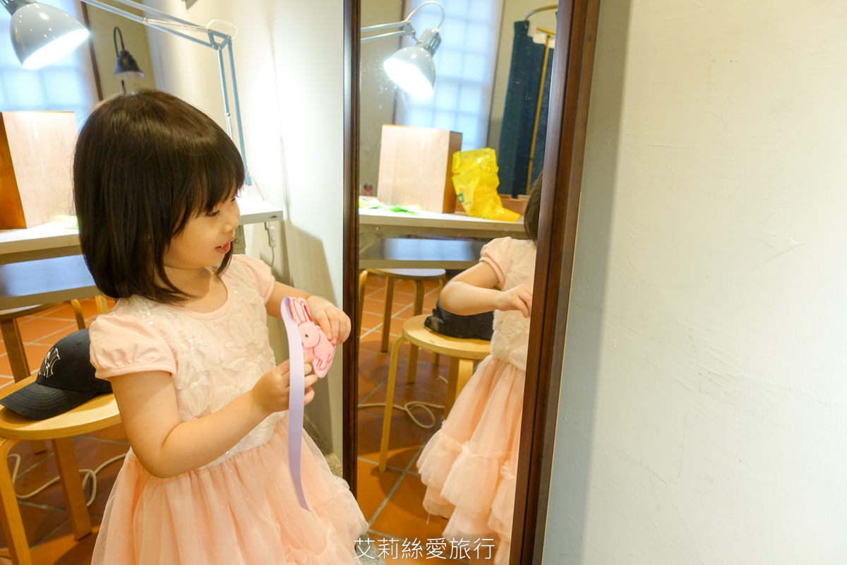 台北親子 小花園大稻埕 手作防蚊香包  可愛造型香包自己調配香味 旗袍換裝古蹟拍照 台北大稻埕迪化街景點