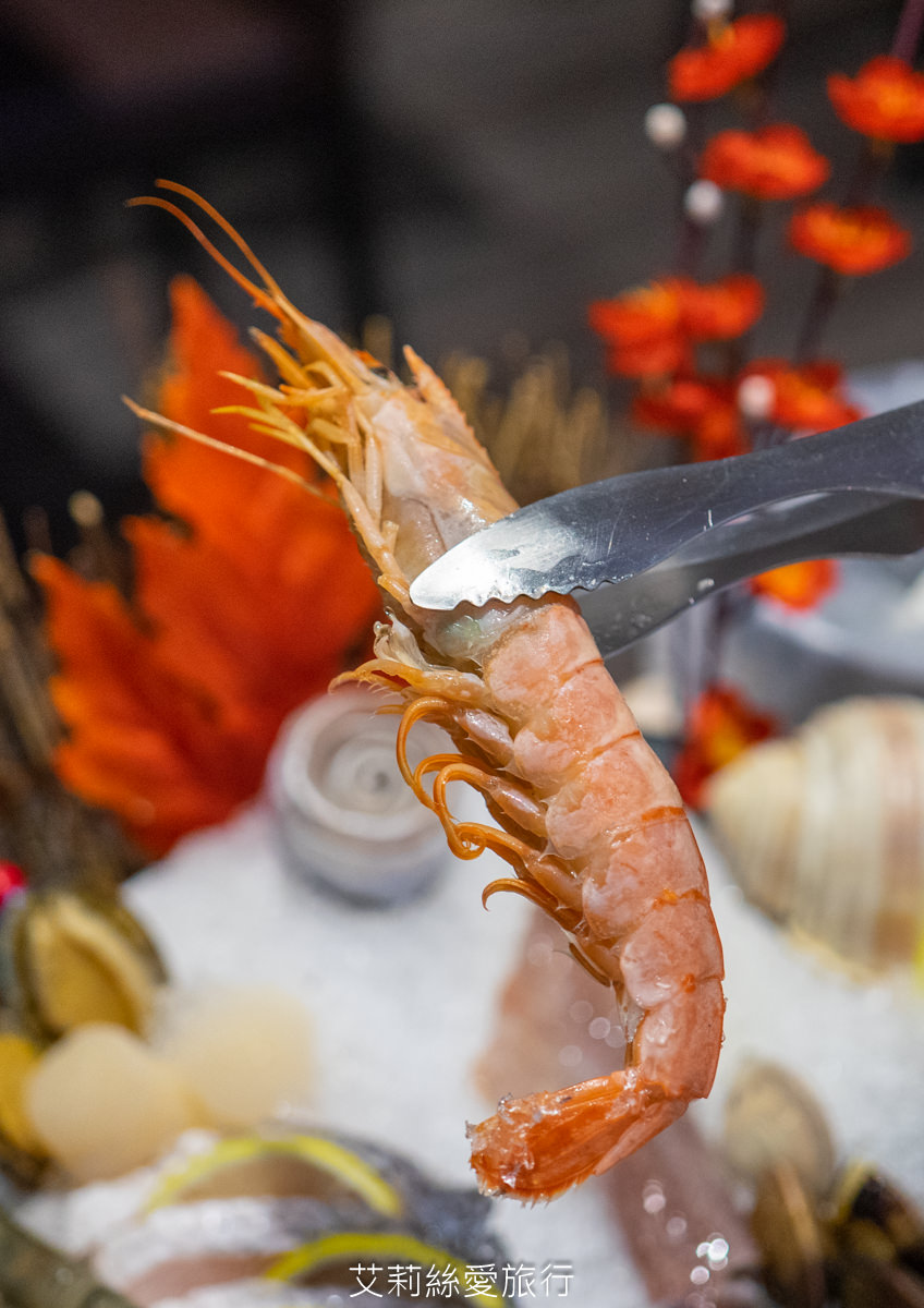 宜蘭頭城美食 島主龍蝦海鮮火鍋 在地人開的最高CP值鍋物 嚴選食材 真材實料湯底使用蔬菜熬煮 - 第24張圖 宜蘭頭城美食 島主龍蝦海鮮火鍋 在地人開的最高CP值鍋物 嚴選食材 真材實料湯底使用蔬菜熬煮