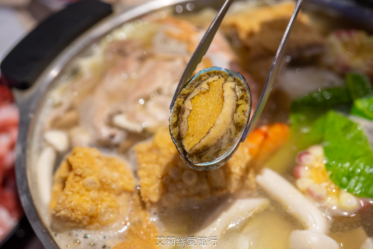 宜蘭頭城美食 島主龍蝦海鮮火鍋 在地人開的最高CP值鍋物 嚴選食材 真材實料湯底使用蔬菜熬煮 - 第21張圖 宜蘭頭城美食 島主龍蝦海鮮火鍋 在地人開的最高CP值鍋物 嚴選食材 真材實料湯底使用蔬菜熬煮