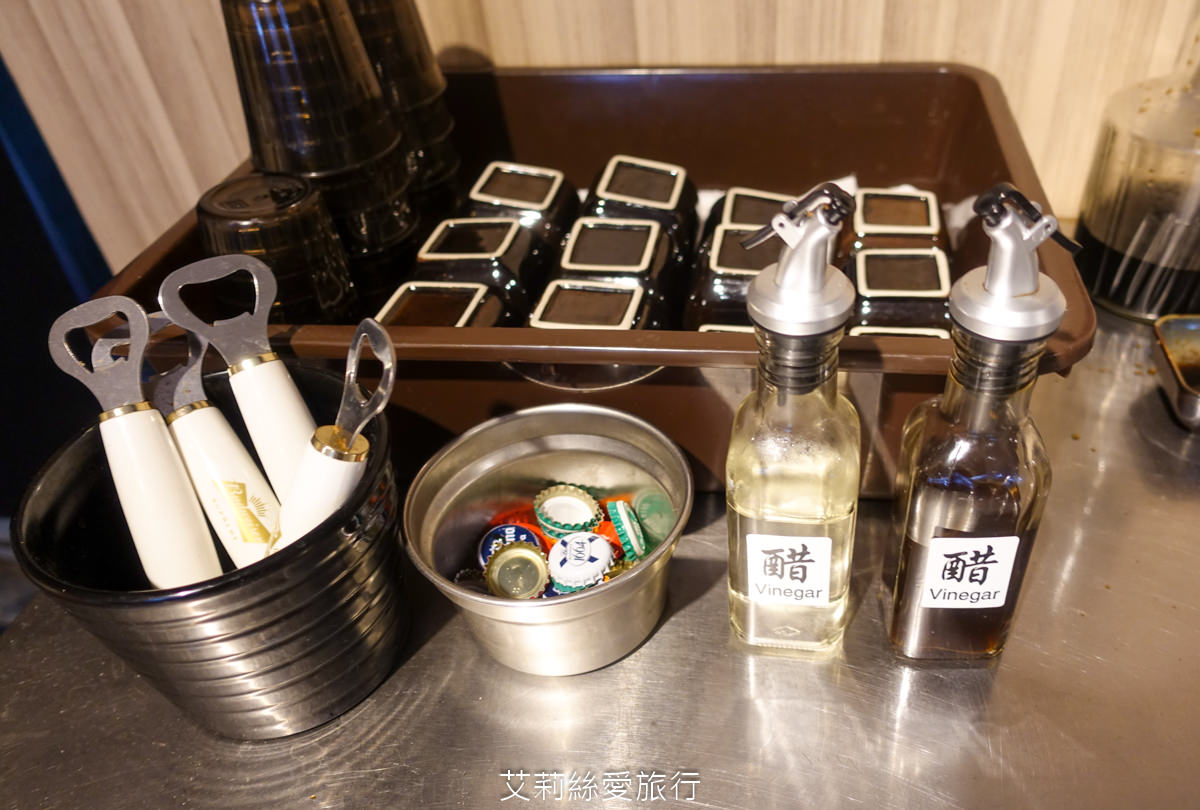 宜蘭頭城美食 島主龍蝦海鮮火鍋 在地人開的最高CP值鍋物 嚴選食材 真材實料湯底使用蔬菜熬煮 - 第15張圖 宜蘭頭城美食 島主龍蝦海鮮火鍋 在地人開的最高CP值鍋物 嚴選食材 真材實料湯底使用蔬菜熬煮