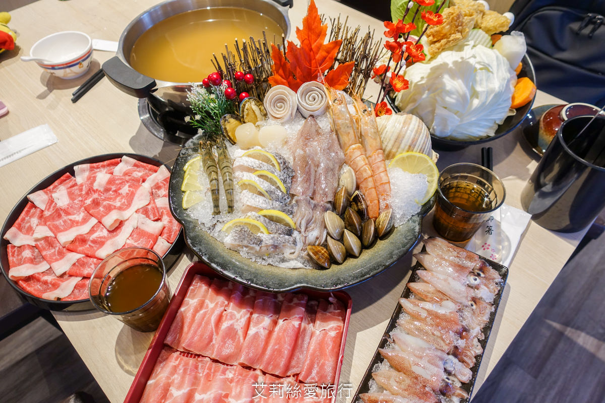 宜蘭頭城美食 島主龍蝦海鮮火鍋 在地人開的最高CP值鍋物 嚴選食材 真材實料湯底使用蔬菜熬煮 - 第17張圖 宜蘭頭城美食 島主龍蝦海鮮火鍋 在地人開的最高CP值鍋物 嚴選食材 真材實料湯底使用蔬菜熬煮