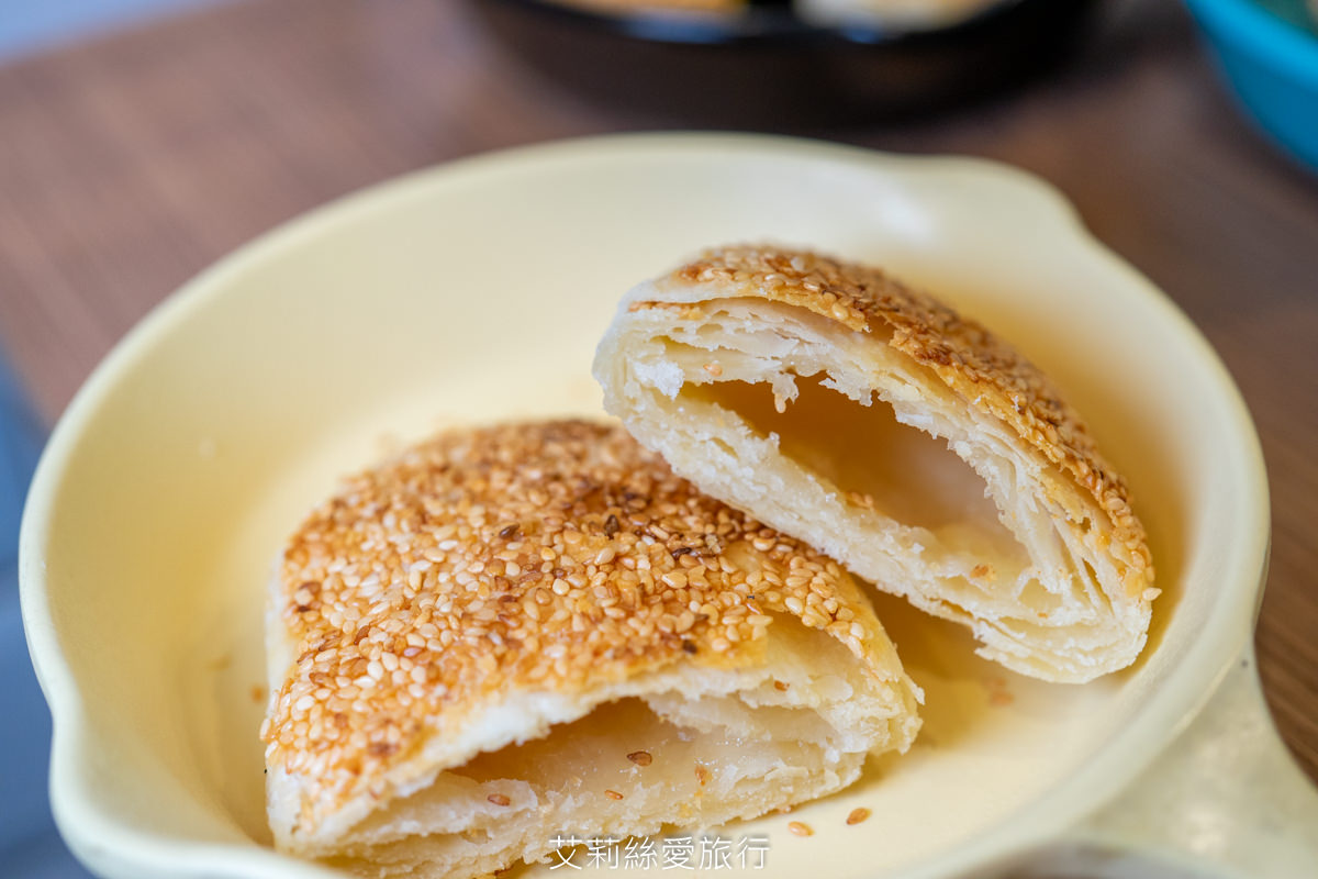 蘆洲銅板小吃 排隊下午茶點心 現包現烤 弘記胡椒餅 小酥餅 甜餅 指定點心買五送一