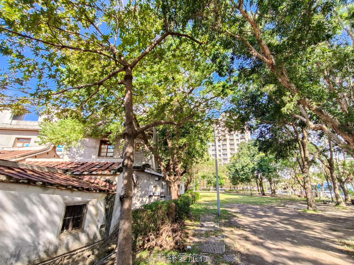 竹北必遊景點 免費景點 新瓦屋客家文化保存區 綜藝玩很大拍攝地 綠油油水稻田 夢幻花海 外拍景點古蹟老宅