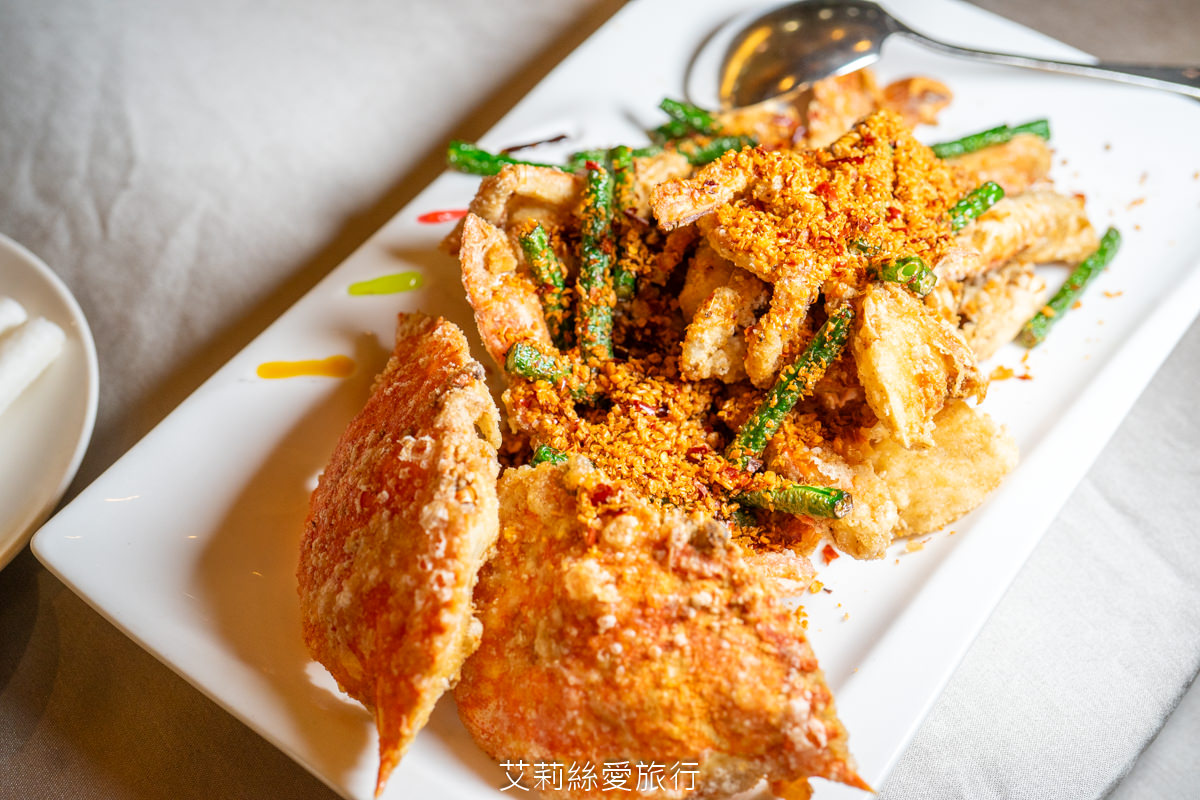 季節限定肥美秋蟹！晶宴會館 金秋蟹晶宴 避風塘肥蟹 秋蟹饗宴 中山區日光香頌 近捷運南京復興站